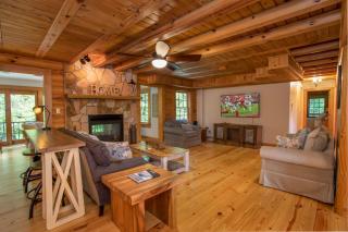 Mountainside Lodge - Banner Elk - 0
