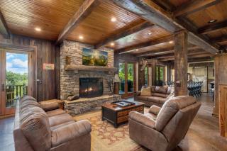 Renaissance Lodge - Blowing Rock - 0
