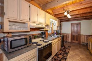 Trailhead Cabin - Boone - 3