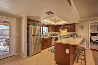2 Mi to Lake Home with Fire Pit in Arizona! - Lake Havasu City - 4