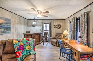 Illinois Vacation Rental Home: Pets Welcome - 6