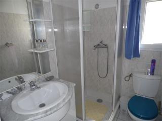 Maison mitoyenne duplex avec terrasse, garage et parking, proche plage, équipée pour 4 à 6 personnes - FR-1-326-385 - Marseillan - 4