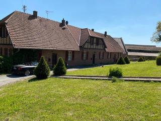 Charmantes Gästehaus Maya im Schloß und Hofgut Langenzell - Wiesenbach - 0