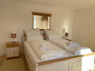 Charmantes Gästehaus Maya im Schloß und Hofgut Langenzell - 2