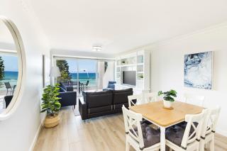 Luxury Manly Beachfront Apartment - Sydney - 5