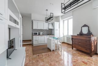 CITY CENTER - LUIGI&CAROLINA APARTMENTS - by Host4U - Pavia - 8