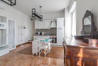 CITY CENTER - LUIGI&CAROLINA APARTMENTS - by Host4U - Pavia - 4