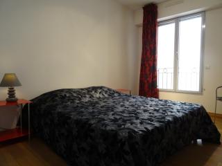 Le Vieux Port Apartments - 3