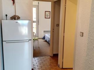 Charmant T2 à La Favière avec piscine et parking privé, proche plages et commerces - FR-1-610-13 - 1