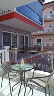 Bella Luxury Suite II - 1