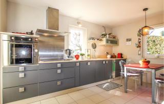 Cozy Home In Sauzet With Wifi - 2