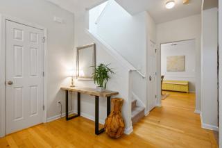 Spacious Serene 3BR Near LakePoint & DT Acworth - 6