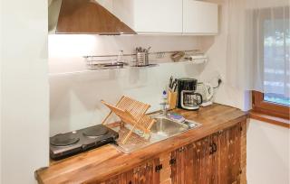 Beautiful Home In Krzynia With Wifi - 9