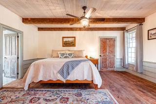 The Mohawk Valley House - 4 suite boutique hotel - Bellmead - 8