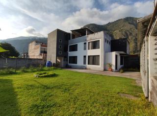 Elegante apartamento con vistas al volcán Tungurahua - Baños - 9
