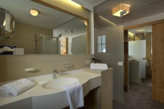 Wanderhotel Taurerwirt - 1