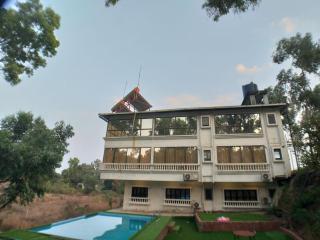 Ultra Luxurious Mountain View 11BHK By Lifeline Villas - 7
