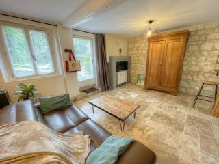 Gîte de charme à La Loire : Balnéo, Jardin, Parking - FR-1-381-526 - 1