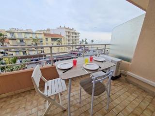 Appartement T2 au cœur de Canet, parking, climatisation - FR-1-696-26 - 0