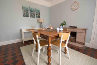 Tŷ Glas, Fishguard, Ideal for beach, coastal path and town! - Fishguard - 7