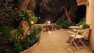 Apartments Villa Slavica - Petrovac na Moru - 0