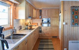 3 Bedroom Lovely Home In Røn - Ron - 7