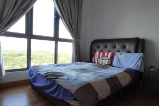 2 bedder Seaview condo with Wifi near Legoland for 6 pax - 1