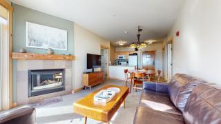 Sunstone #231 condo - 4
