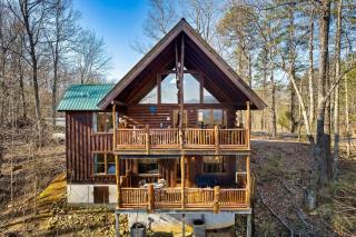 Alpine Splendor Family Game Room Views Hot Tub - 2