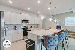 5 Bedrooms 45 Bathrooms Windsor Island 602 Jl - 7