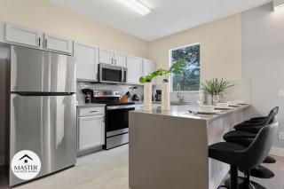 4 Bedrooms- 3 Bathrooms- Regal Palms 2725 Ca - Davenport - 4