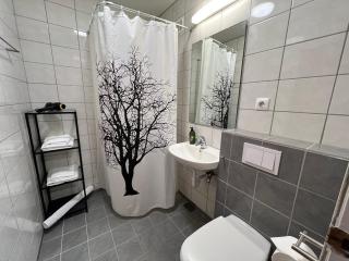 Panoramic Studio Apartment with stunning view - Free Parking - Reykjavík - 1