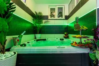 Apartment By the Way Hot Tub and Free Parking - Dubrovnik - 3