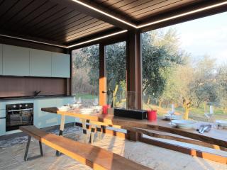Belvilla by OYO Splendid chalet with bubble bath - Volpago del Montello - 1