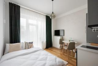 Solec Vistula Studio - Warsaw - 4