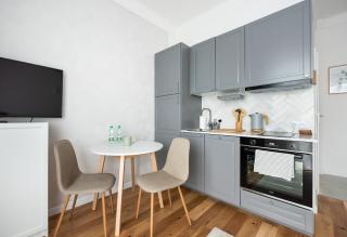 Solec Vistula Studio - Warsaw - 6