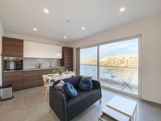 Azure Horizon 1 on Skala's seafront - By Solea Holiday homes - 2