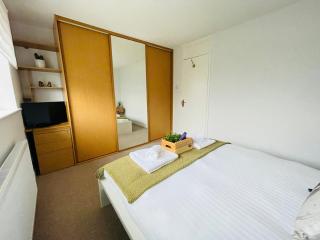 2 Bed House, Sleeps 6, Dog Friendly, Close to A14 M11, with Garden & Parking LONG STAY WORK CONTRACTOR LEISURE, JADE - Cambridge - 7