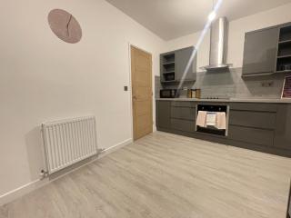 Central Cambridge, 2 Superking or 4 Single Beds, Parking & Garden, WORK CONTRACTOR LEISURE - QUARTZ - Chesterton - 6