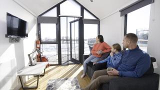 Ballyronan Marina On-Water Glamping Pods - 8