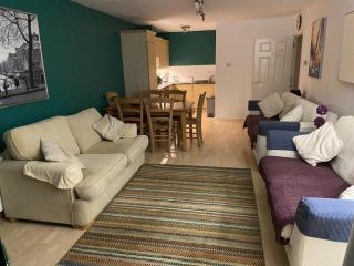 Portrush Penthouse Stunning Harbour & Atlantic Views only 2 mins walk to Harbour & Ramore - Portrush - 6