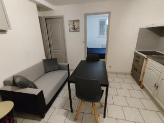 Appartement calme au centre ville proche tribunaux - Douai - 1