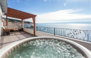 Beach Front Apartment - Jesenice - 4