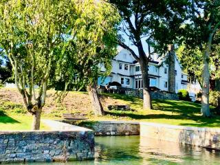 GORGEOUS WATER FRONT HOUSE / HUGE GARDEN & SEA ACCESS - 9