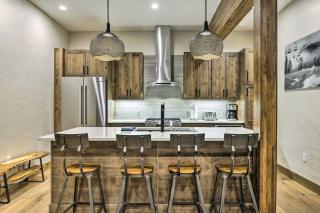 Winter Park Condo with Shuttle to Slopes! - 4