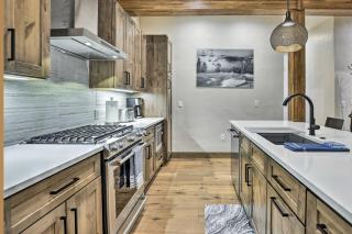 Winter Park Condo w/ Shuttle to Slopes! - 3