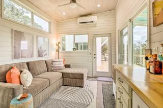 Updated Texas Tiny Home Rental on Lake Travis - Spicewood - 7