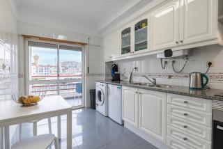 Sunny 2 BDR Apartment by LovelyStay - Charneca - 6