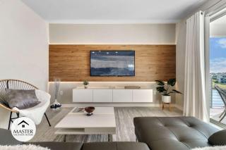 2 Bedrooms 2 Bathrooms Storey Lake 3131-303 Pc - 5