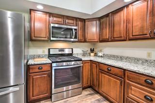 Family Home with Deck, Yard, Dock on Rock River - Janesville - 2